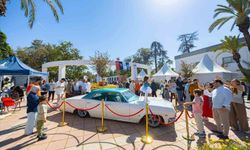 Klasik Otomobil Sergisi ziyaretçilerini zaman yolculuğuna çıkardı