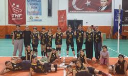 Köyceğiz voleybol takımında minik kaptanlar yetişiyor