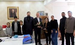 Kütüphaneler Haftası Kapsamında Kaymakam Minuz'a Ziyaret