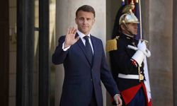 Macron: '(ABD-İran) İran Cumhurbaşkanı Pezeşkiyan'ı talepkar bir anlaşmaya varmaya çağırdım'