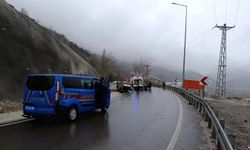 Malatya'da kontrolden çıkan araç devrildi: 5 yaralı