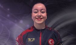 MCBÜ'lü Eylül Naz Aygör'den bronz madalya