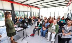 Mersin'de sosyal yaşama katkı sağlayan kurslar yoğun ilgi görüyor