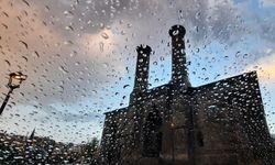 Meteorolojiden 'Kuvvetli yağış ve rüzgar' uyarısı