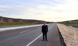 Milletvekili Dönmez, Seyitgazi yolunda incelemeler yaptı