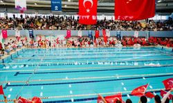 Minik kulaçlar Alleben'de buluştu