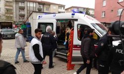 Parasını alamayınca eylem için inşaata çıkan işçiyi polis ikna etti