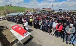 Rahatsızlanarak hayatını kaybeden kursiyer jandarma toprağa verildi
