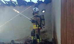 Reyhanlı'da müstakil ev yandı