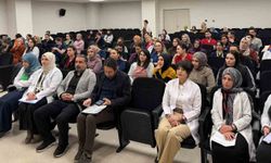 Sağlık çalışanlarına sıtma konulu bilgilendirme