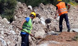 Seydikemer Çatak Mahallesi içme suyu isale hattı yenileniyor