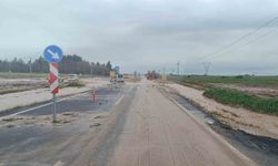 Siirt-Batman karayolunda taşkın nedeni ile ulaşım sağlanamıyor