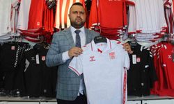 Sivasspor'a bin biletlik destek
