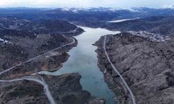 Sivas'ta 14 yıl sonra su yüzeyine çıkan köy yeniden sulara gömüldü