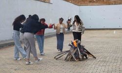 Sivas'ta öğrenciler baharın gelişini kutladı