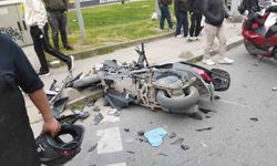 Sultangazi'de yasağı dinlemeyip dönmeye çalıştı, motosikletliye böyle çarptı