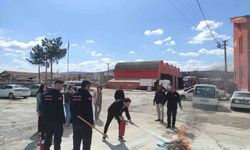 Sungurlu Belediyesi İtfaiye Müdürlüğü'nden yangın eğitimi