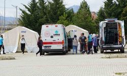 Tatbikat için canlı canlı tabuta girdi