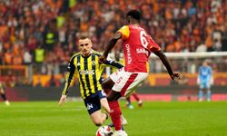 Trendyol Süper Lig: Galatasaray: 1 - Fenerbahçe: 0 (İlk yarı)