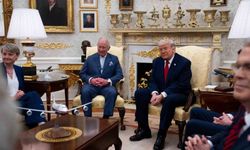 Trump, İngiltere Kralı Charles'ı Beyaz Saray'da askeri törenle karşıladı