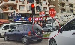 Ucuz atlatılan kaza anı kameraya yansıdı