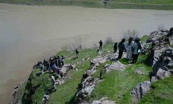 Üniversiteli gençler fotoğrafçılık kursuyla Muş'u keşfediyor