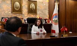 Vali Çiçek'in makamı 23 Nisan'da çocuklara emanet