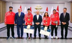 Vali Varol, Balkan şampiyonlarını ödüllendirdi