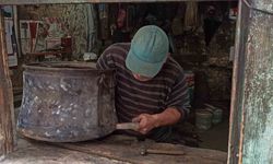 Yarım asırlık son kalay ustası teknolojiye direniyor