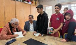 Yazar Cuma Karataş okurları ile buluştu