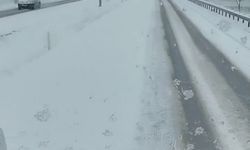 Yozgat'ta karayolları ekipleri kar mesaisinde