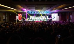 Yunusemre Türk Müziği Topluluğundan unutulmaz konser