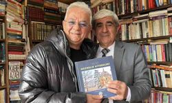 Zafer Algöz'den Sahaaflar Çarşısı'na tam not