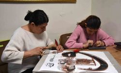 Zihinsel engelli Beyza filografi sanatıyla hayata tutunuyor