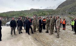 2. Ordu Komutanı Topaloğlu Hakkari-Van yolundaki çalışmaları inceledi