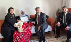 AK Parti'den en yaşlı ve en genç üyeye ziyaret
