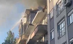 Amasra'da çatı yangını: Evlerindeki çifti vatandaşlar kurtardı