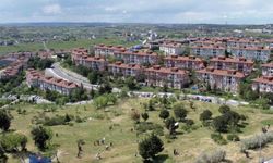 Arnavutköy'de geleneksel uçurtma şenliği renkli görüntülere sahne oldu
