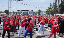Başkan Büyükakın: 'Kocaeli'nin kadınlarını 32 ton hafiflettik'