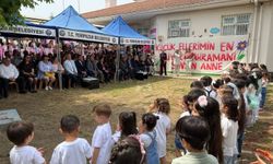 Başkan Ercan, miniklerin Anneler Günü sevincine ortak oldu