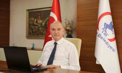 Başkan Özlü 'İstiklal meşalesi gençlerimizin elinde'