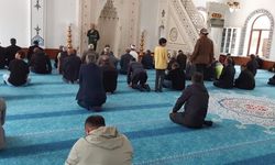 Bayburt'ta cami cemaati bağımlılıkla mücadele konusunda bilgilendirildi