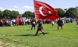 Burhaniye'de 19 Mayıs coşkusu yaşandı