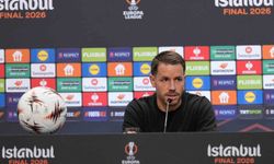 Christian Günter: 'Günün sonuna kupayı kaldırmak istiyoruz'
