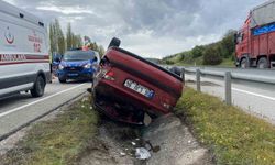 Çorum'da otomobil takla attı: 5 yaralı
