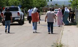 Diyarbakır'da Kurban Bayramı'nın ilk gününde mezarlıklar doldu taştı