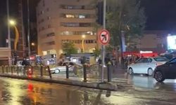 Drift atan sürücü zincirleme kazaya neden oldu, o anlar kamerada
