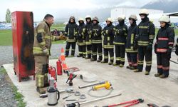 EBYÜ öğrencilerine uygulamalı itfaiyecilik eğitimi