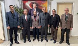 Emeklilerden SGK'ya anlamlı ziyaret