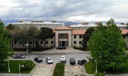 Erzincan'da cadde ve sokaklar boş kaldı